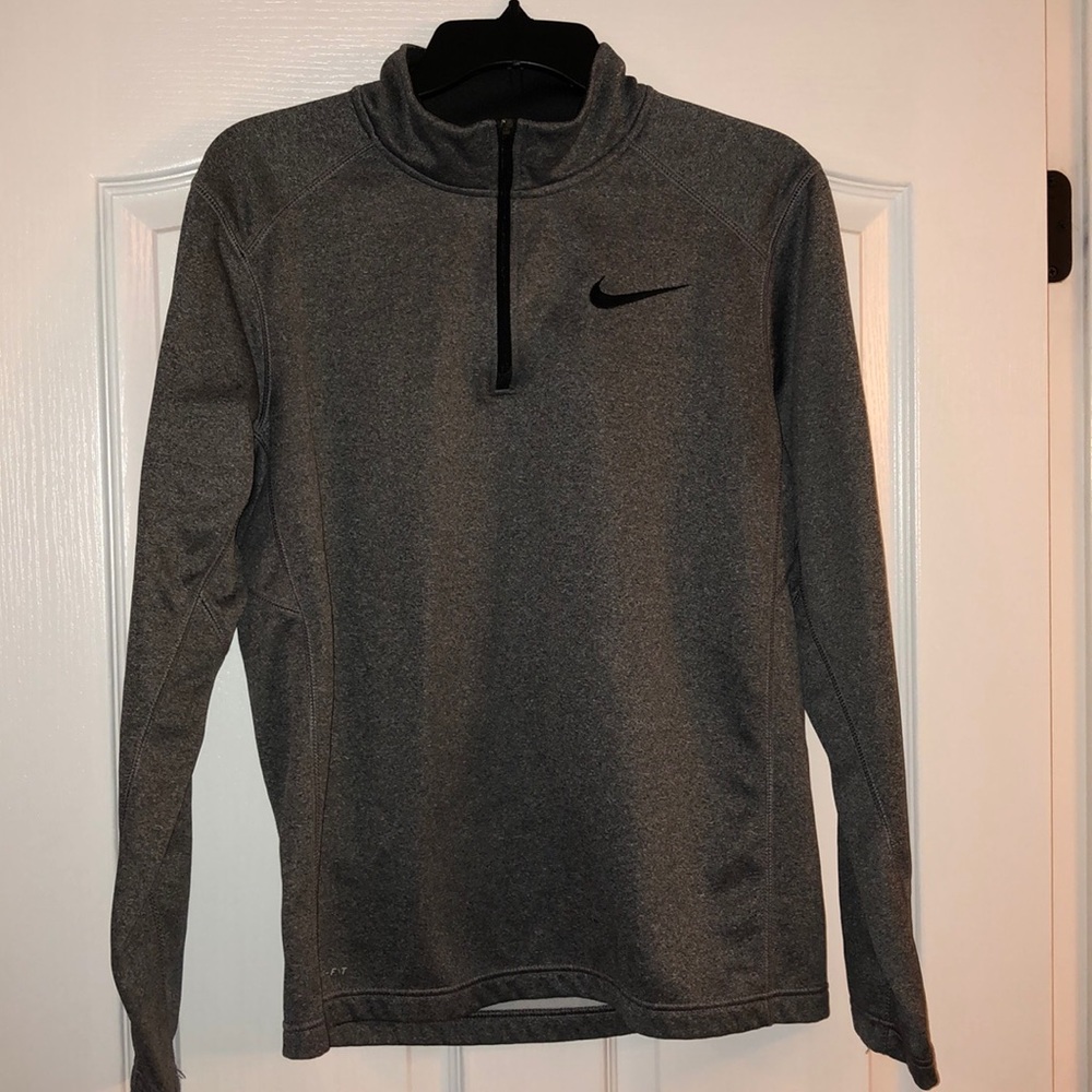 Nike Men’s Therma-Fit Pullover